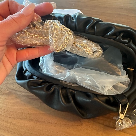 Understated Leather Black Vegan Clutch NWT - Picture 3 of 7